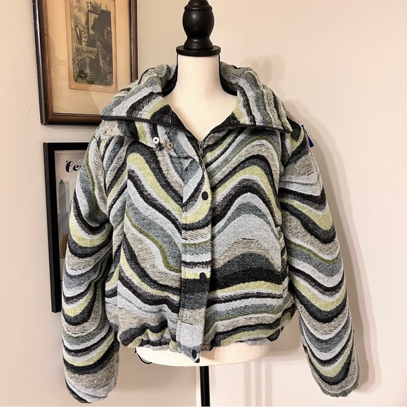 BDG Jackets & Blazers - BDG Gray and Green Wave Bomber Jacket SZ L